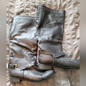 Women's boots